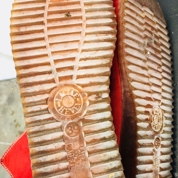 Boots - Picture 5 of 5